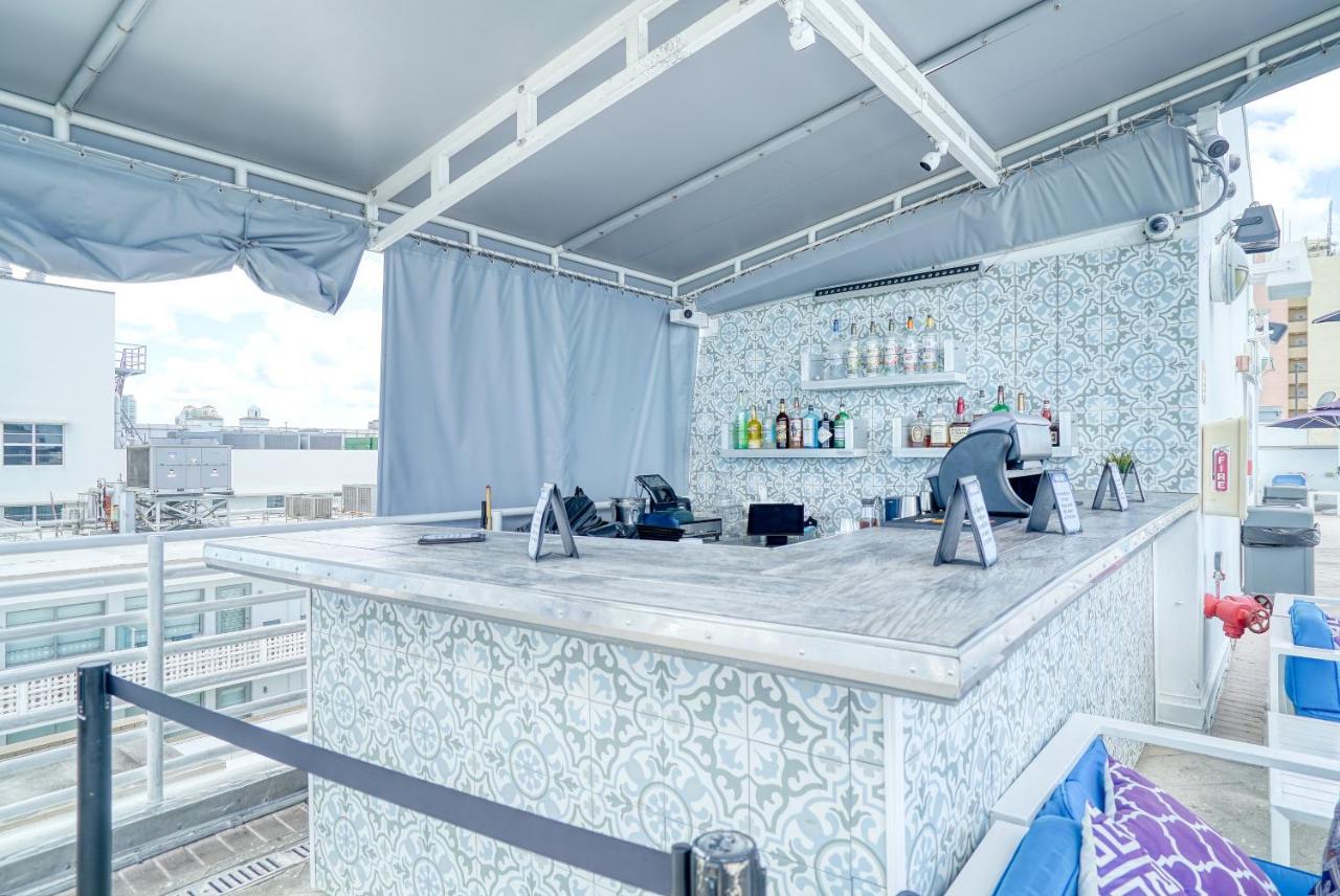 Deluxe Apartments At The Congress 마이애미 비치 외부 사진