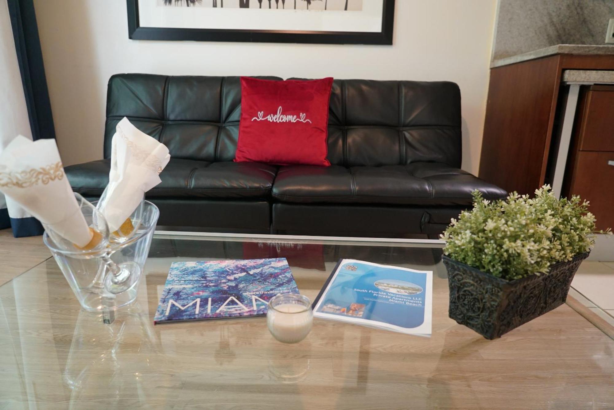 Deluxe Apartments At The Congress 마이애미 비치 객실 사진