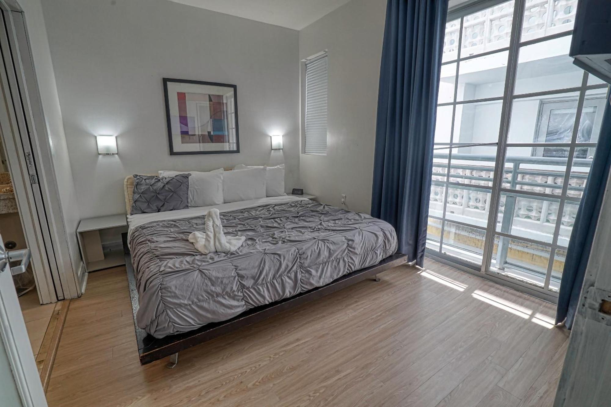 Deluxe Apartments At The Congress 마이애미 비치 객실 사진