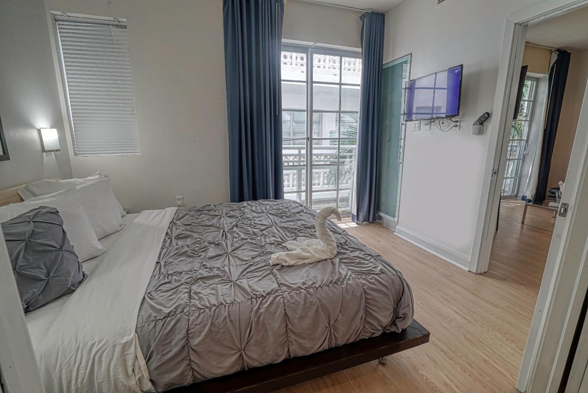 Deluxe Apartments At The Congress 마이애미 비치 객실 사진