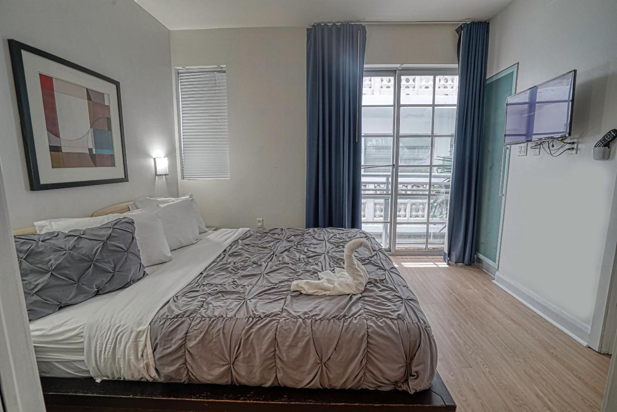 Deluxe Apartments At The Congress 마이애미 비치 객실 사진